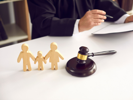 Protection de l’enfance : le rôle du juge des enfants